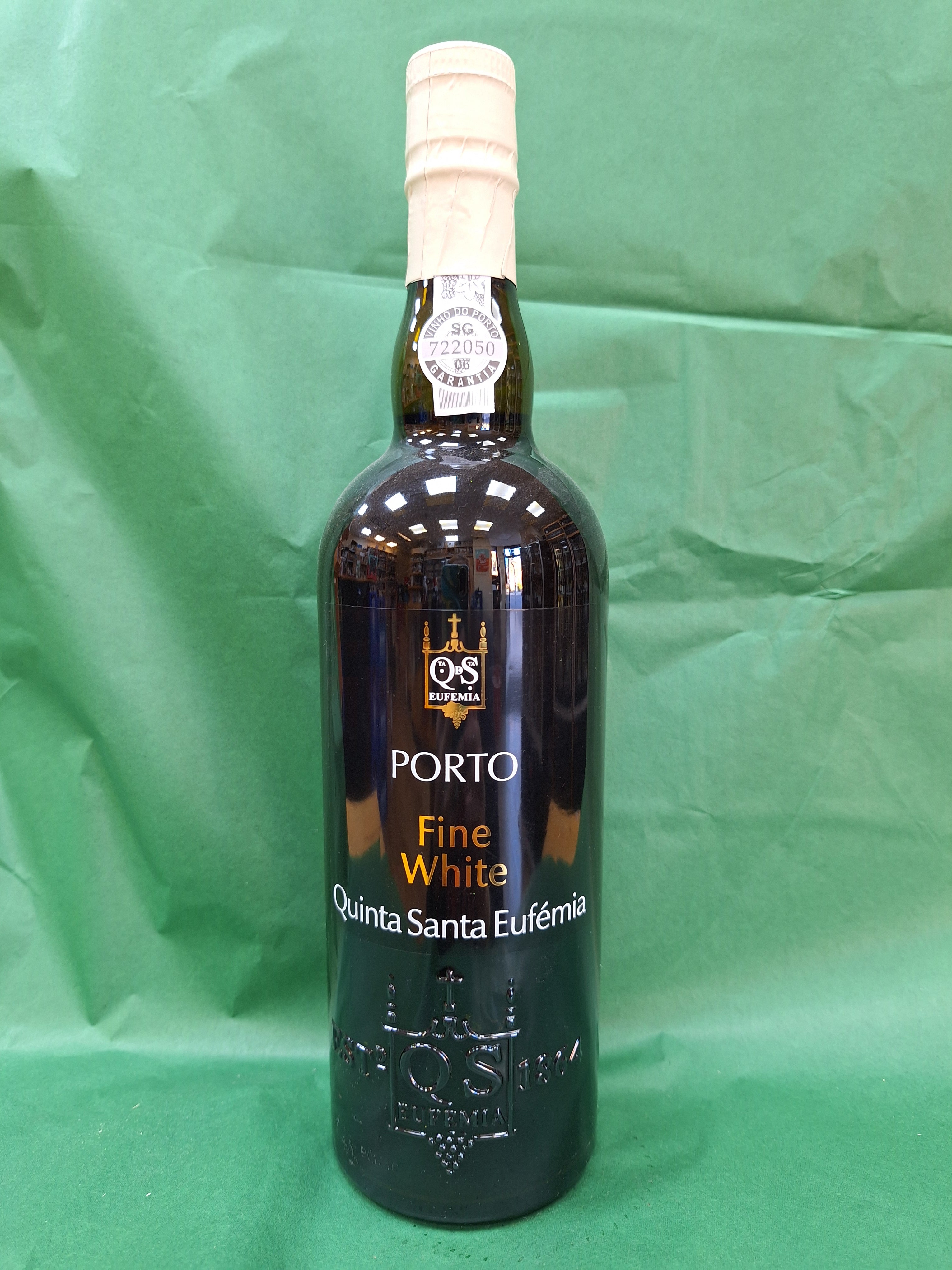 Quinta Santa Eufemia Fine White