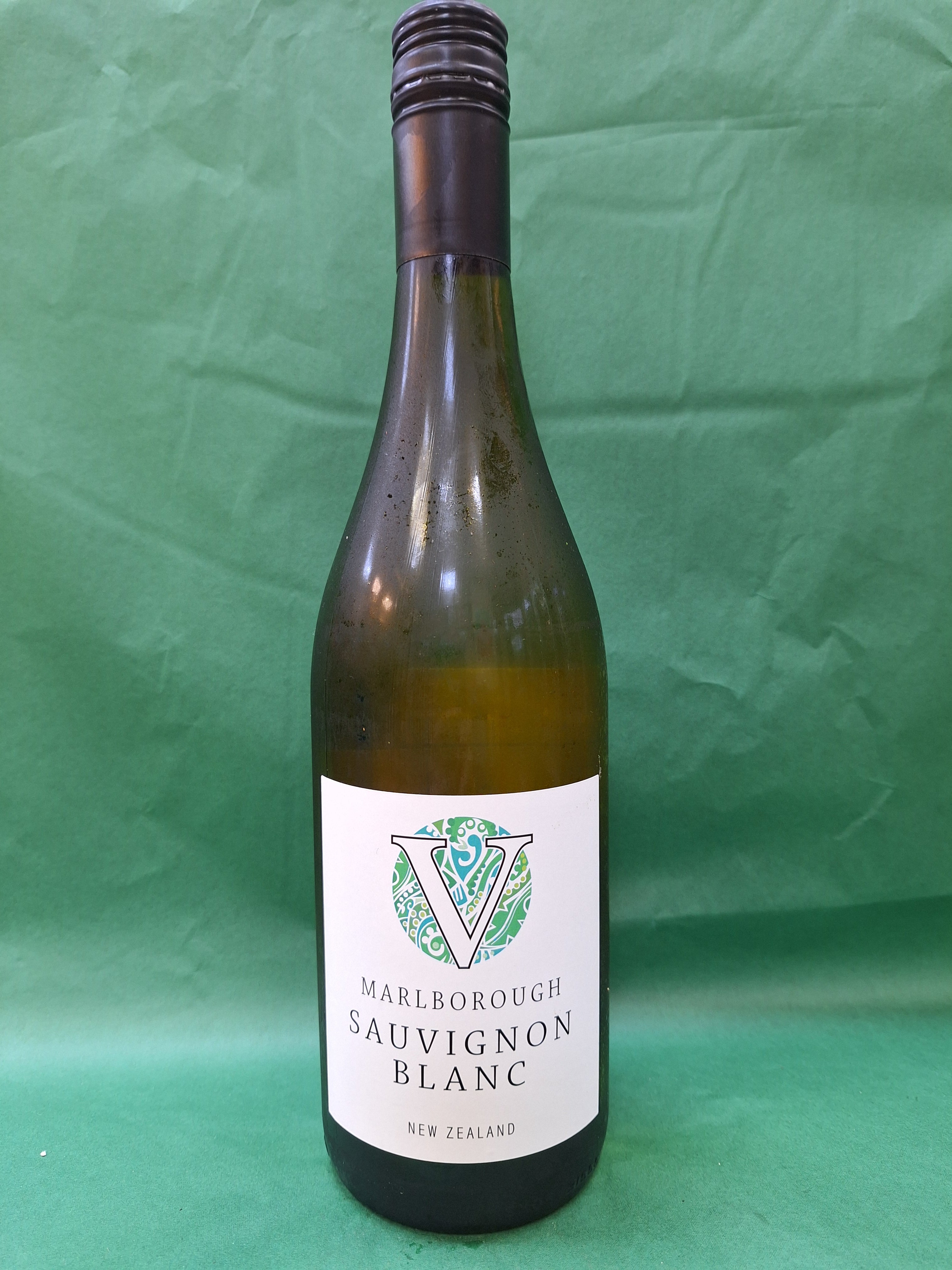 V MARLBOROUGH SAUVIGNON - NEW BC